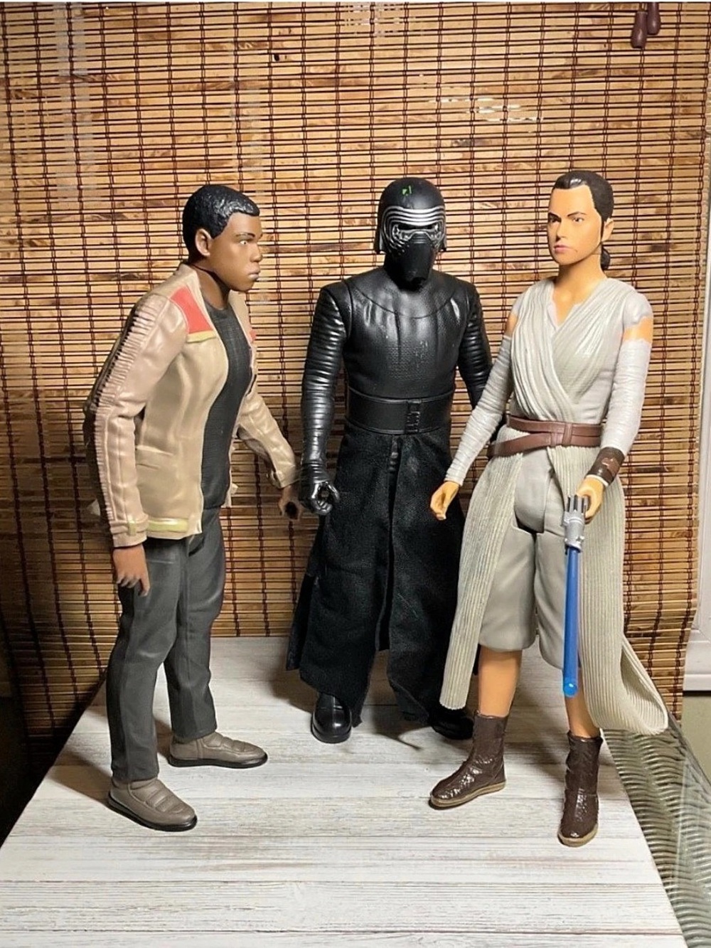 Hasbro Star Wars The Force Awakens 12-Inch Action Figure Lot (Finn, Kylo Ren